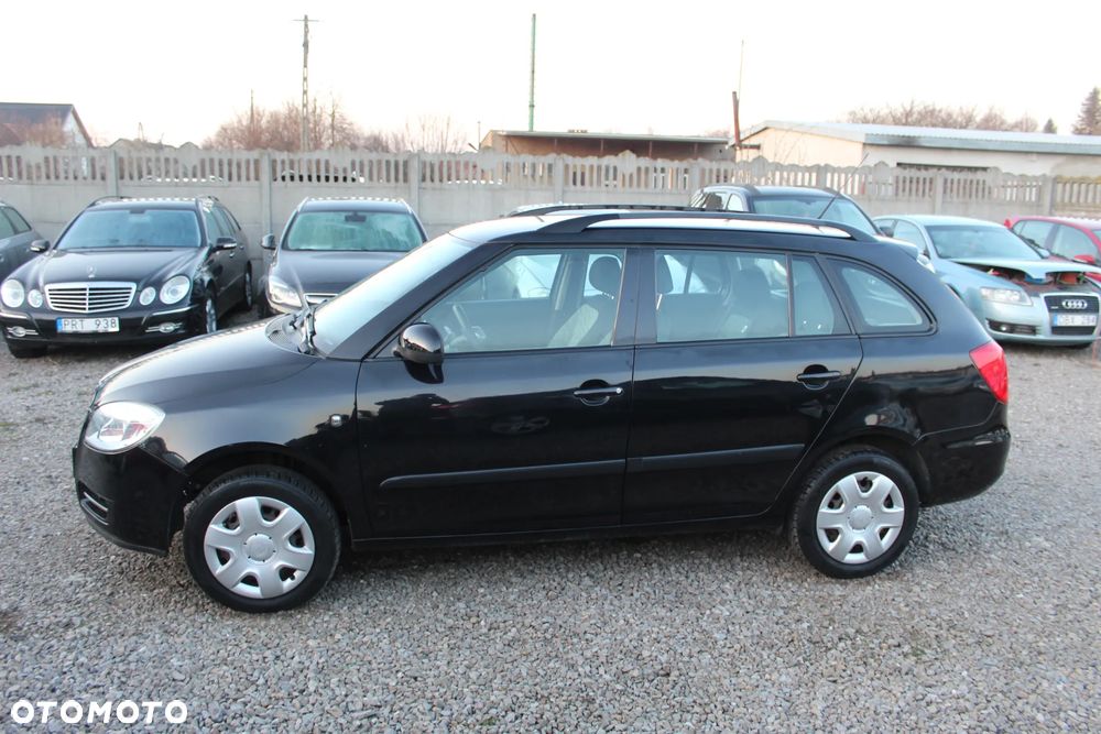 Skoda Fabia 1.4 16V Ambiente - 12