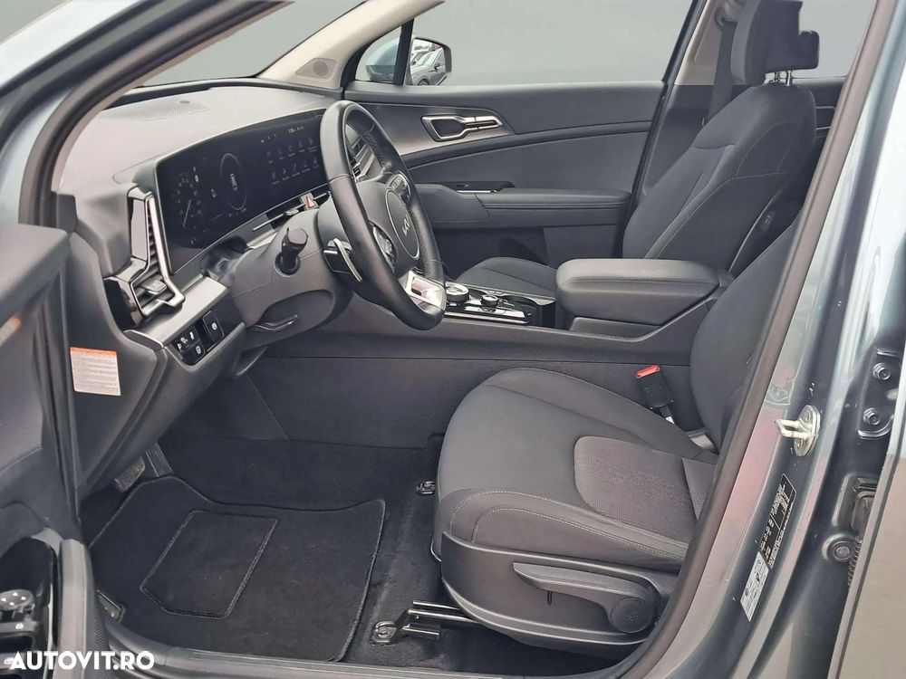 Kia Sportage 1.6 T-GDI HEV 6AT 4x2 Style - 4