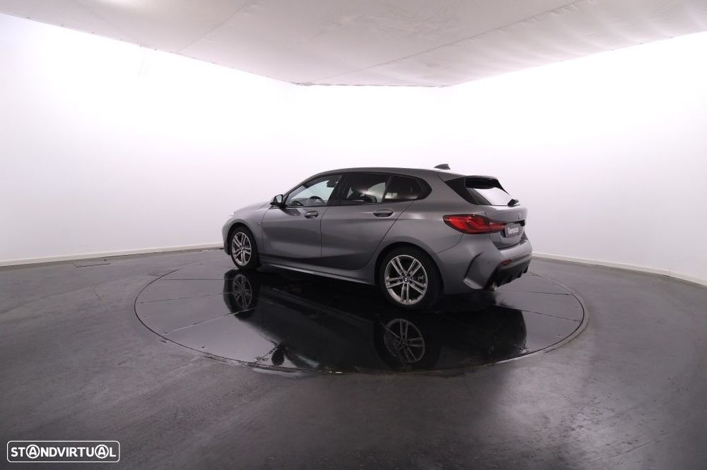 BMW 116 d Pack Desportivo M Auto - 4