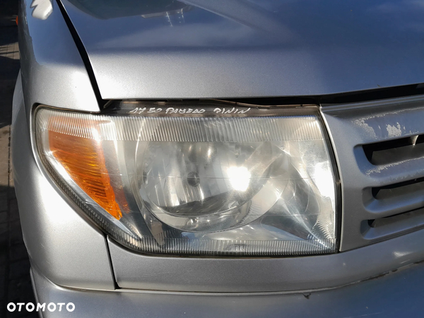 MITSUBISHI PAJERO PININ LAMPA REFLEKTOR PRAWA PRZEDNIA PRAWY PRZÓD