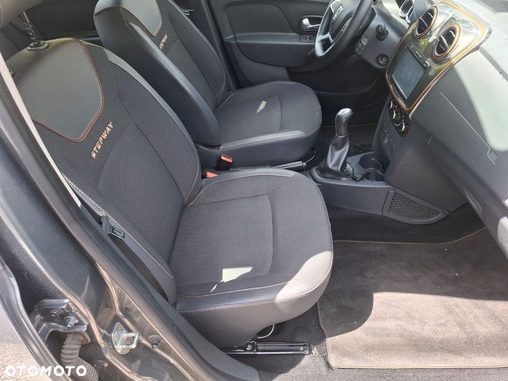Dacia Sandero Stepway - 10