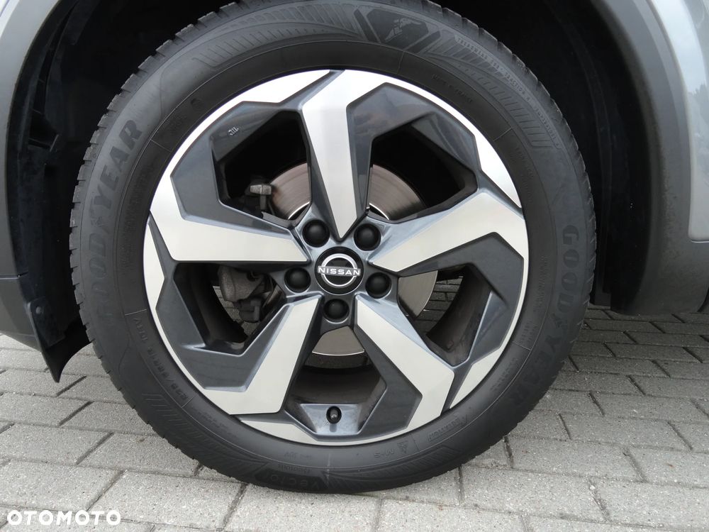 Nissan Qashqai 1.3 DIG-T MHEV Xtronic N-Connecta - 29