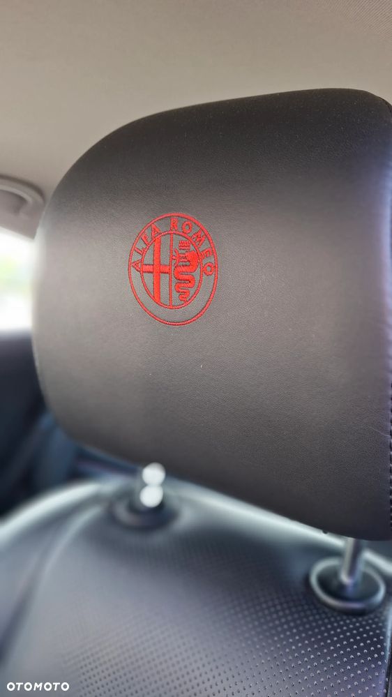 Alfa Romeo Giulietta 2.0 JTDM 16V Turismo - 23