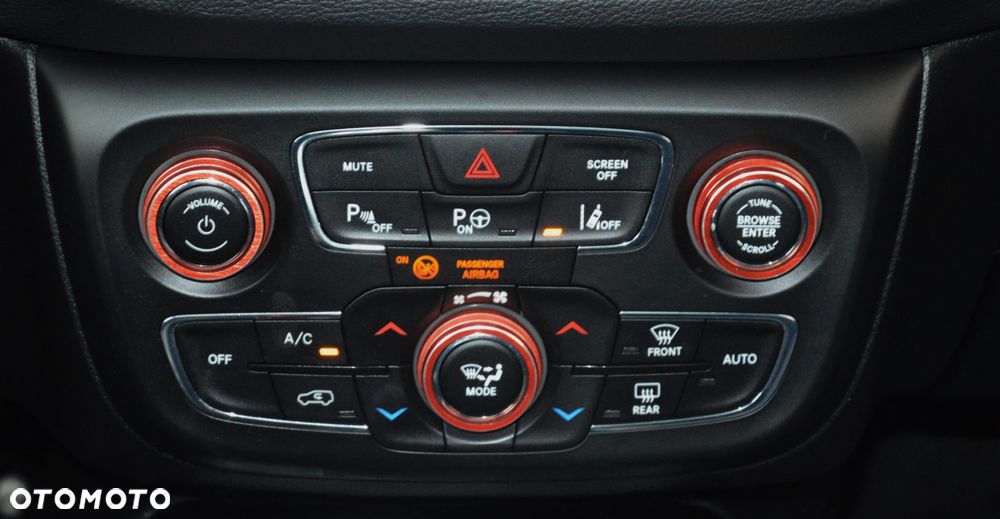 Jeep Compass - 21