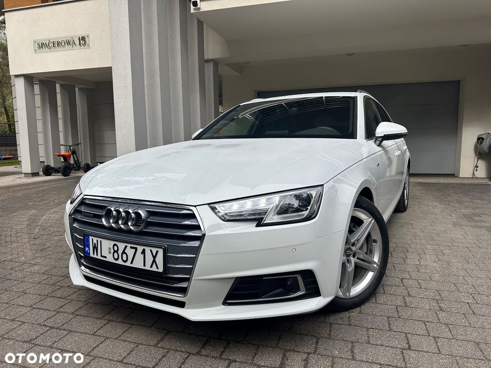 Audi A4 - 1