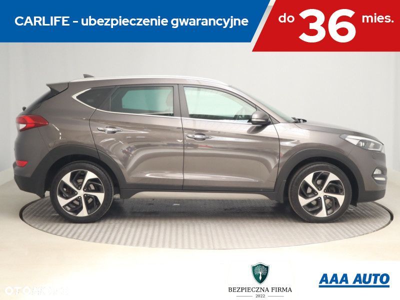Hyundai Tucson - 8