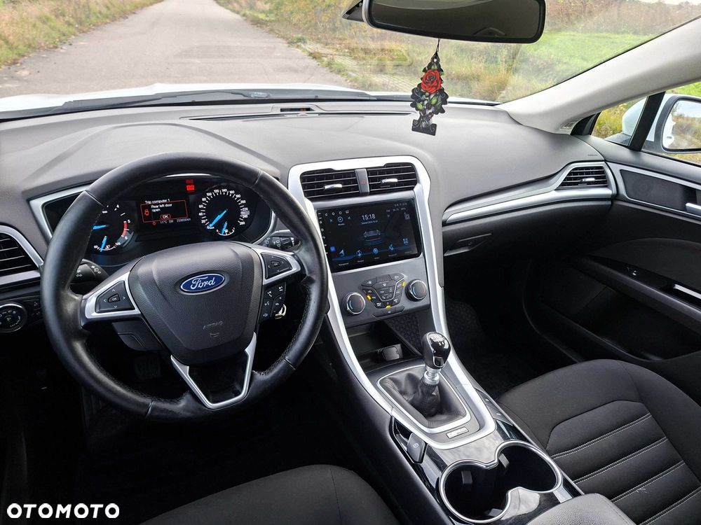 Ford Mondeo - 13