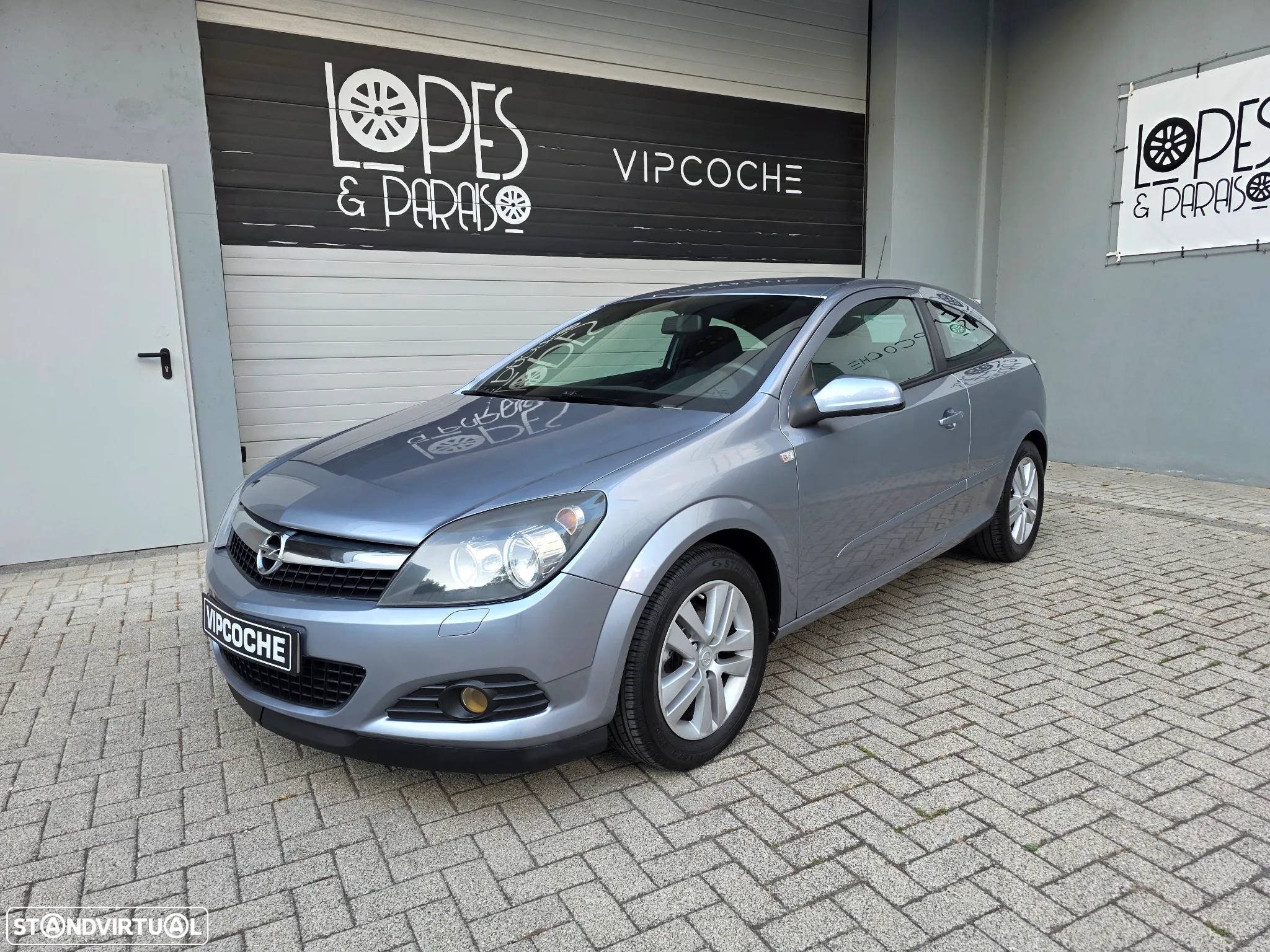 Opel Astra GTC 1.3 CDTi - 24