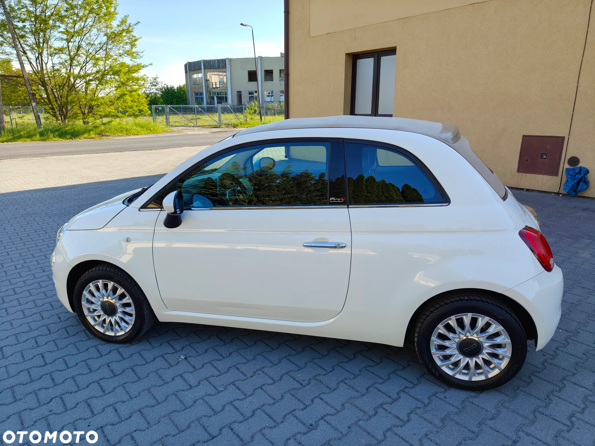 Fiat 500 C 1.2 8V Lounge - 10