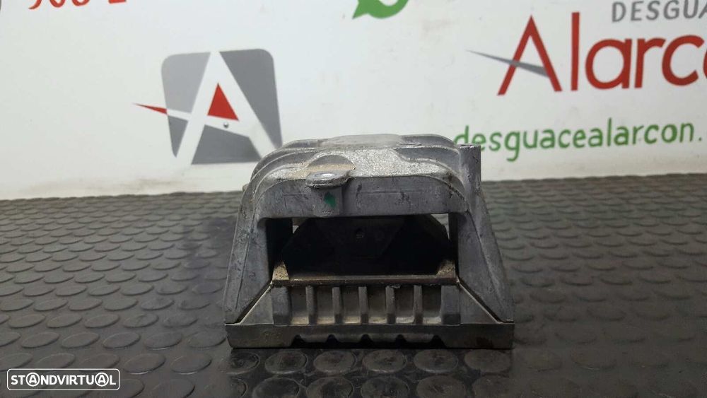 APOIO DO MOTOR ESQUERDO VOLKSWAGEN GOLF VI (5K1) ADVANCE - 5