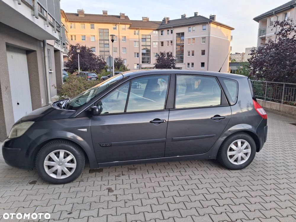 Renault Scenic - 6