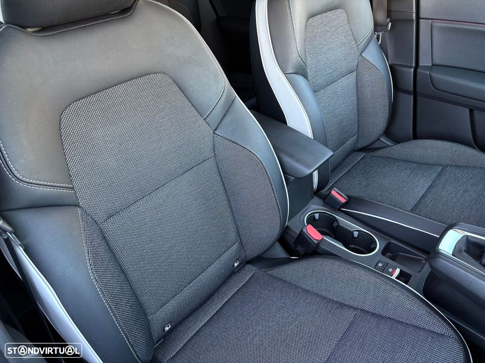 Renault Captur 1.0 TCe Intens Bi-Fuel - 27