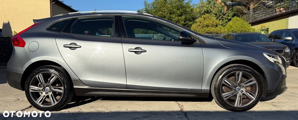 Volvo V40 T3 Drive-E Momentum - 7