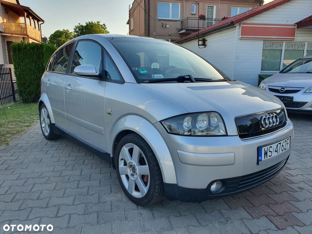 Audi A2 1.4 - 4