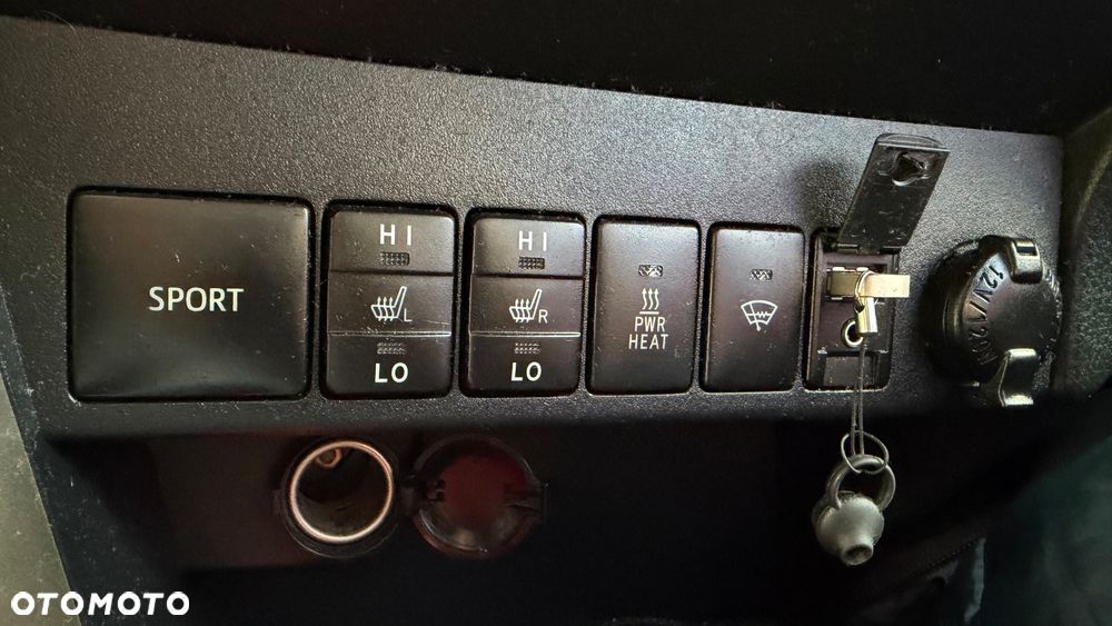 Toyota RAV4 2.0 D-4D Active - 17