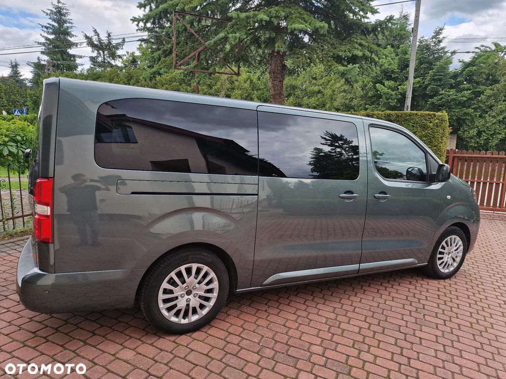 Peugeot Traveller 2.0 BlueHDi Long Business EAT8 - 3