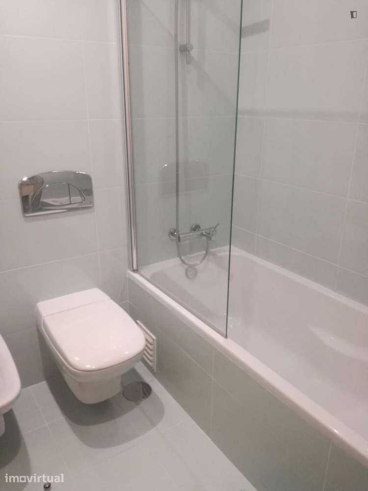 Apartamento com 2 quartos - localizado em Sao martinho do porto - Grande imagem: 2/9