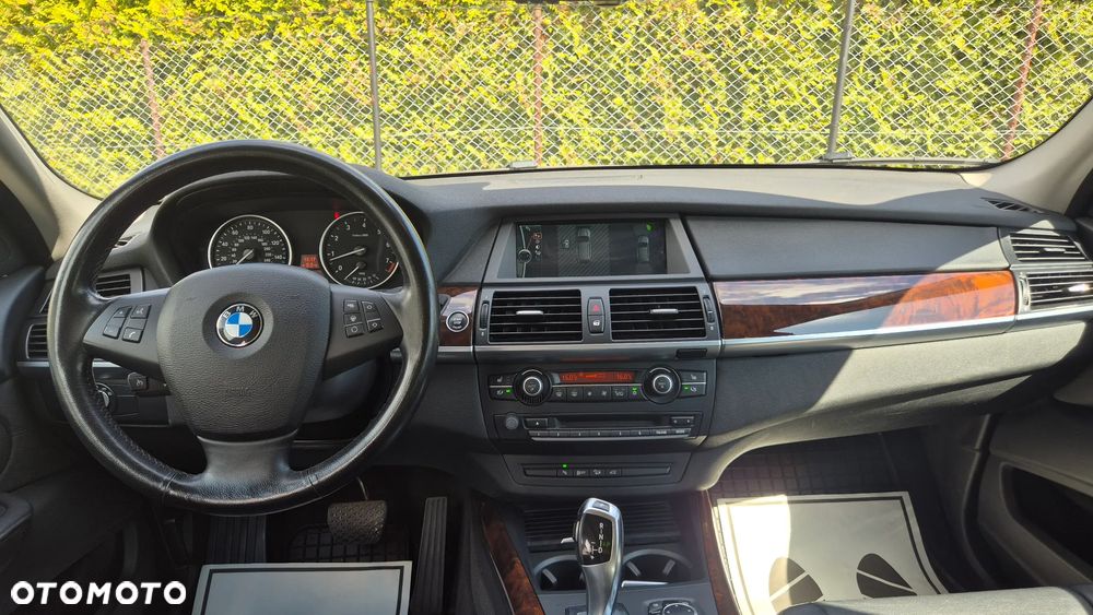 BMW X5 xDrive35i Edition Exclusive - 33