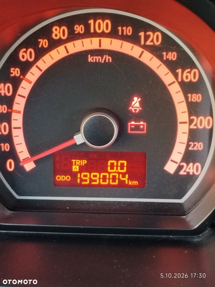 Kia Ceed - 10