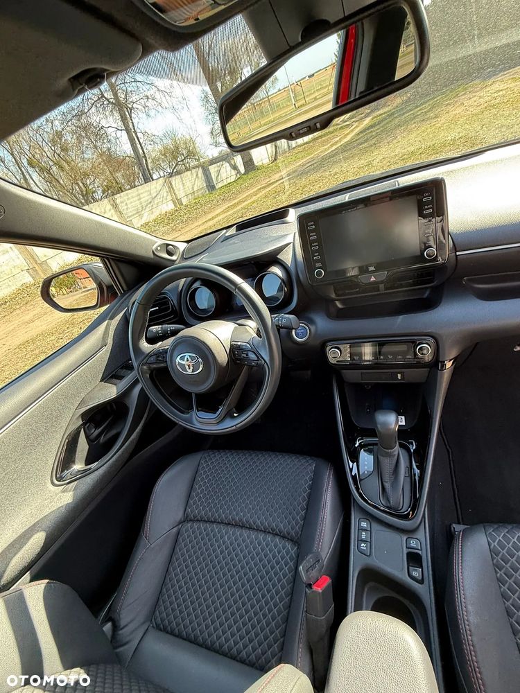 Toyota Yaris 130 1.5 VVT-i Premiere Edition - 16