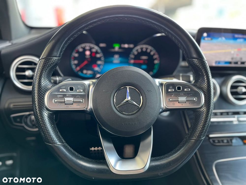 Mercedes-Benz GLC 300 e 4-Matic - 20