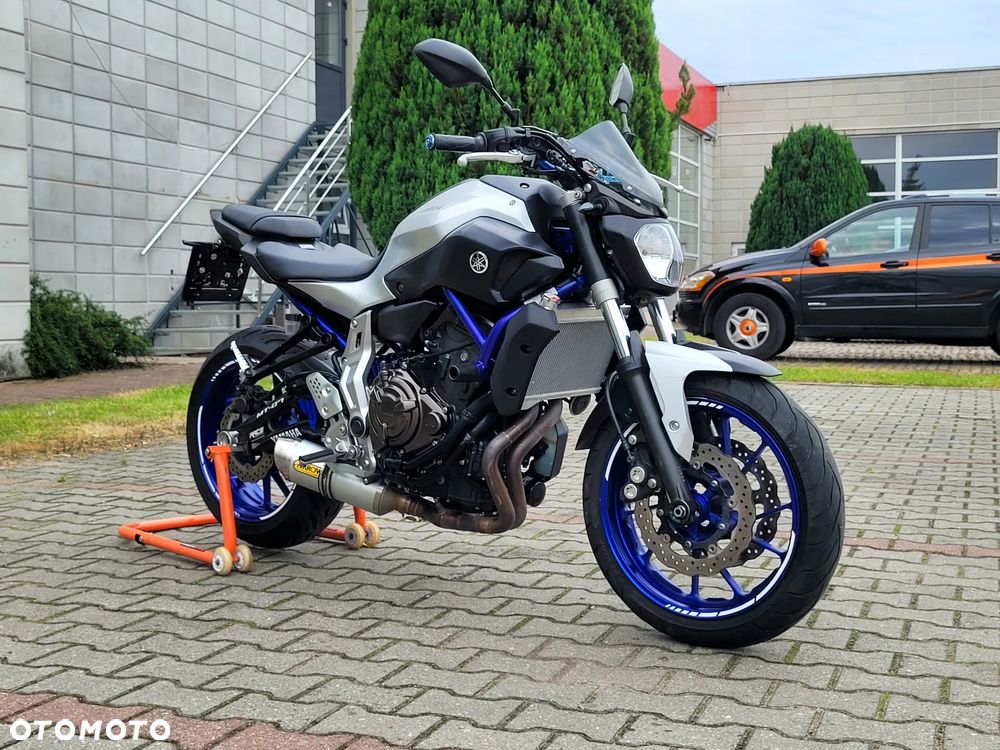 Yamaha MT - 9