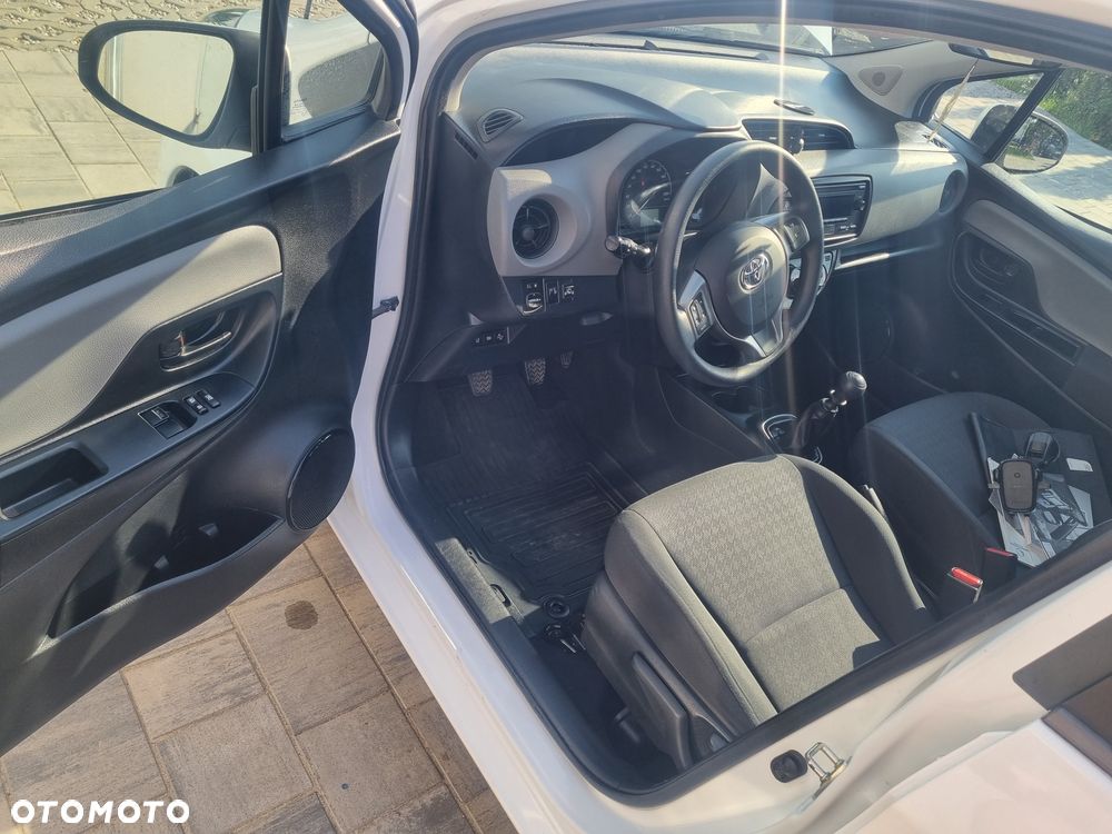 Toyota Yaris 1.5 Premium - 26