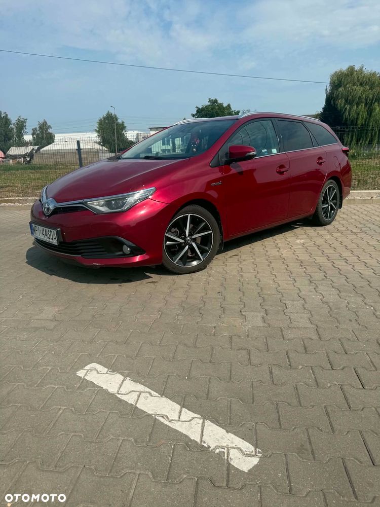 Toyota Auris Hybrid 135 Dynamic - 4