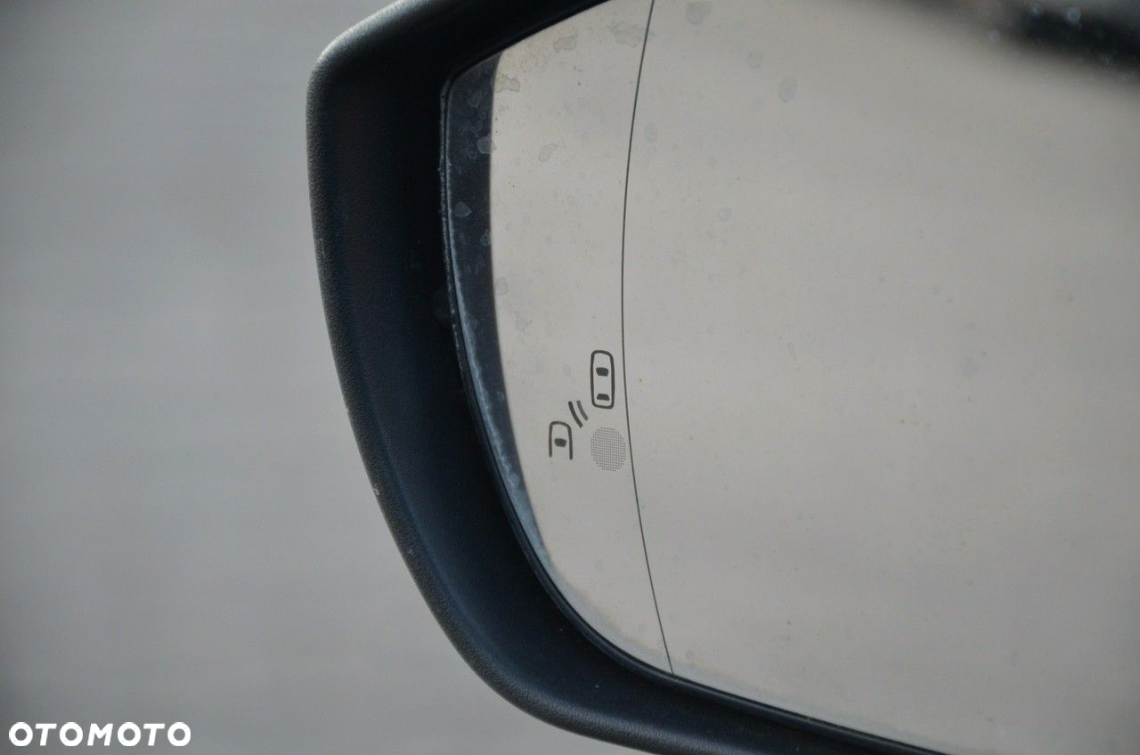 Ford Grand C-MAX - 17