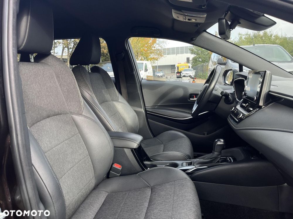 Toyota Corolla 1.8 Hybrid Comfort - 19