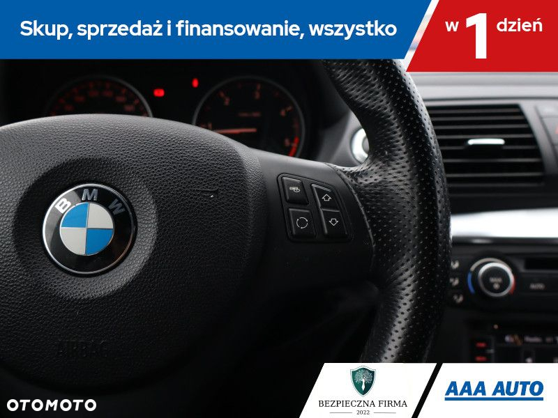 BMW Seria 1 - 17