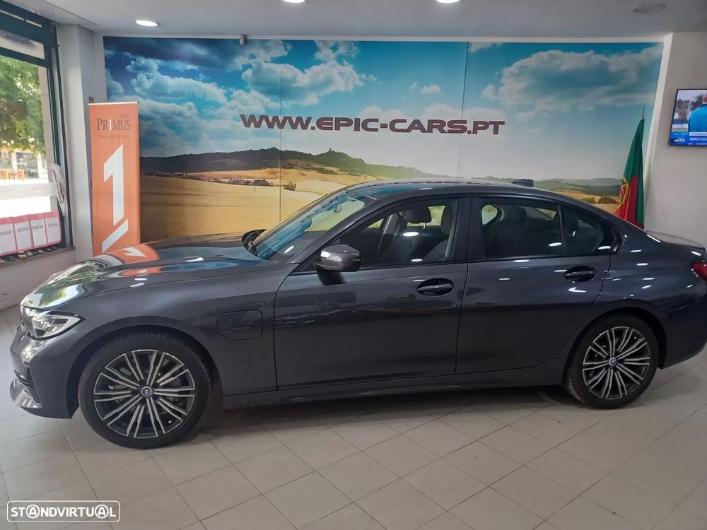 BMW 330 e Corporate Edition Auto - 6
