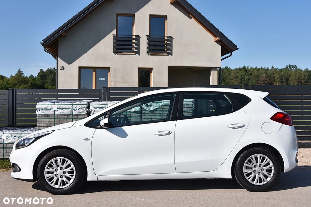 Kia Ceed 1.4 L - 9