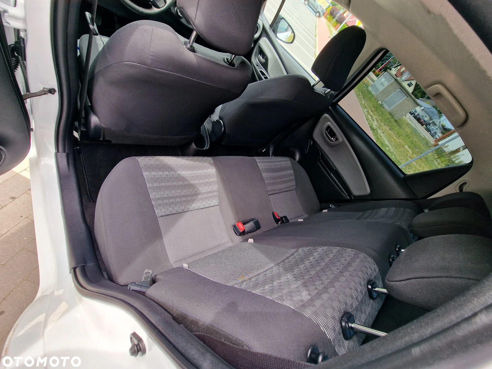 Toyota Yaris 1.0 Comfort - 13