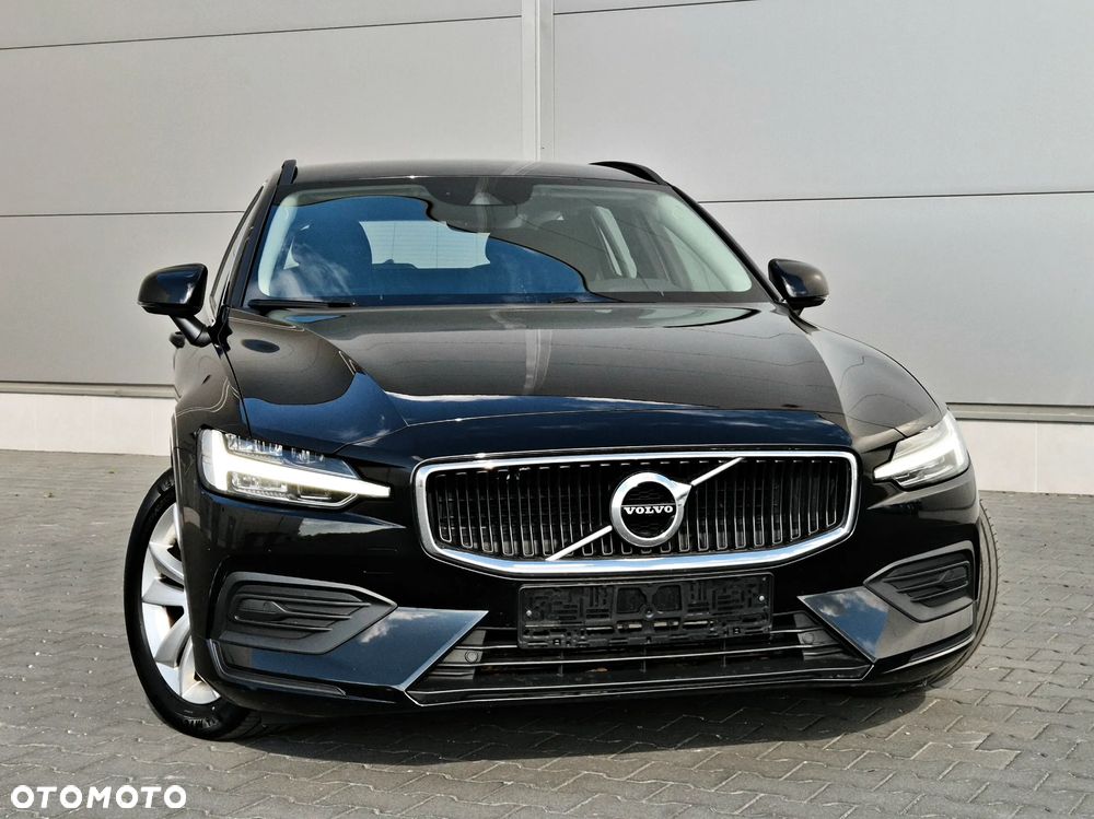 Volvo V60 B3 B DKG Momentum Pro - 11