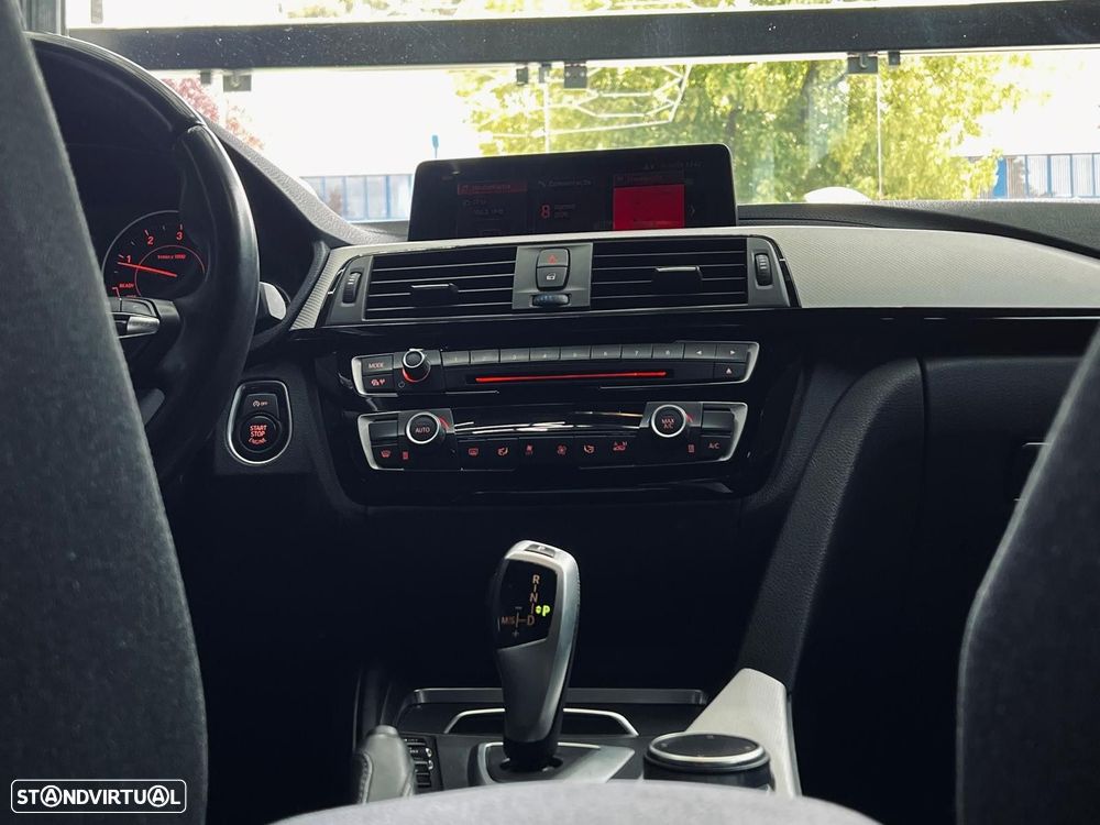 BMW 320 Gran Turismo d Pack M Auto - 26