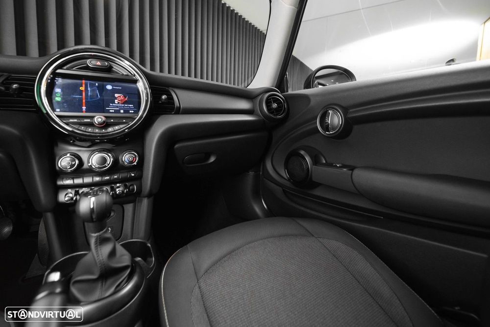 MINI 3 Portas One D - 11