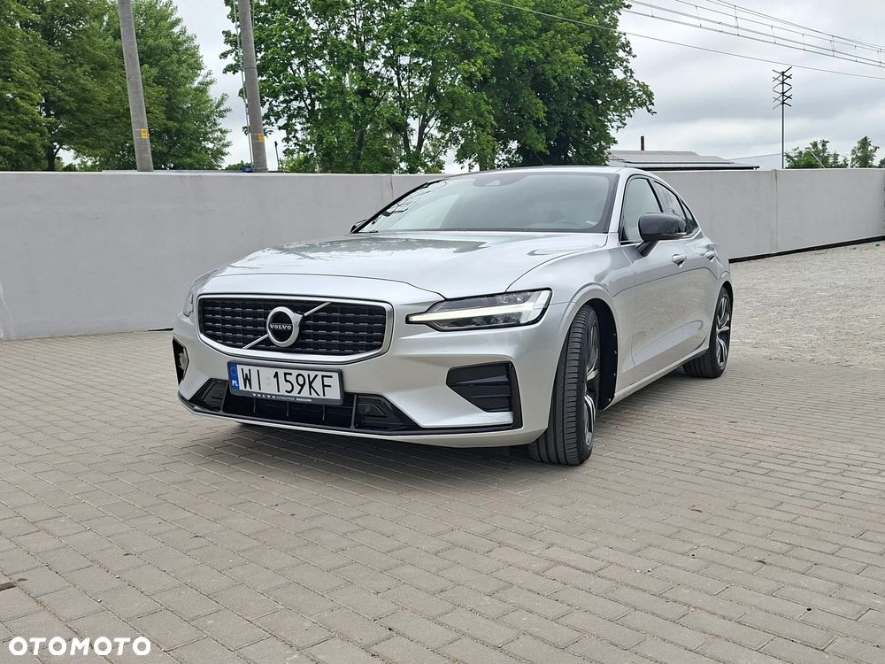 Volvo S60 T4 R-Design - 1