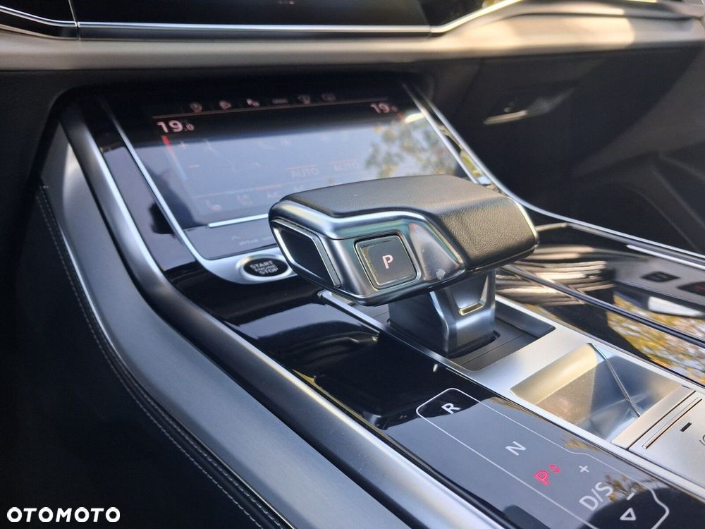 Audi Q8 - 23
