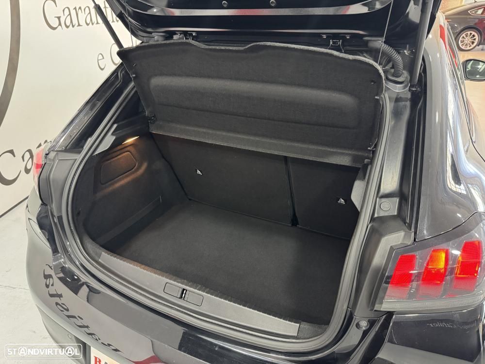 Peugeot 208 PureTech 100 Active Pack - 44