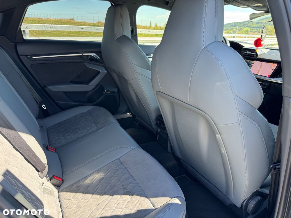 Audi A3 Limousine 35 TFSI S tronic S line - 11
