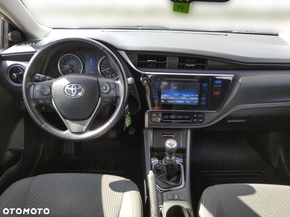 Toyota Corolla 1.6 Comfort - 2