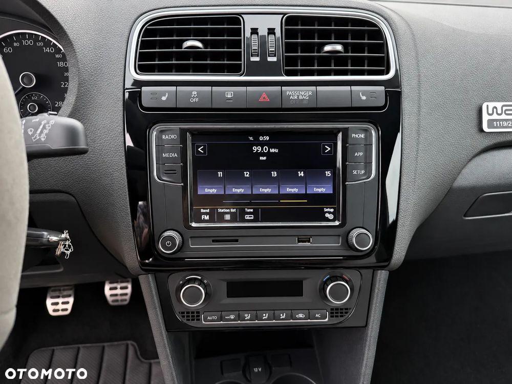 Volkswagen Polo - 10