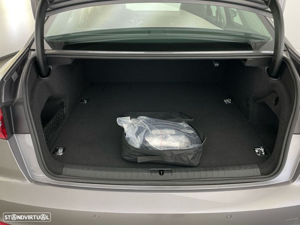 Audi A6 50 TFSIe quattro S tronic - 13
