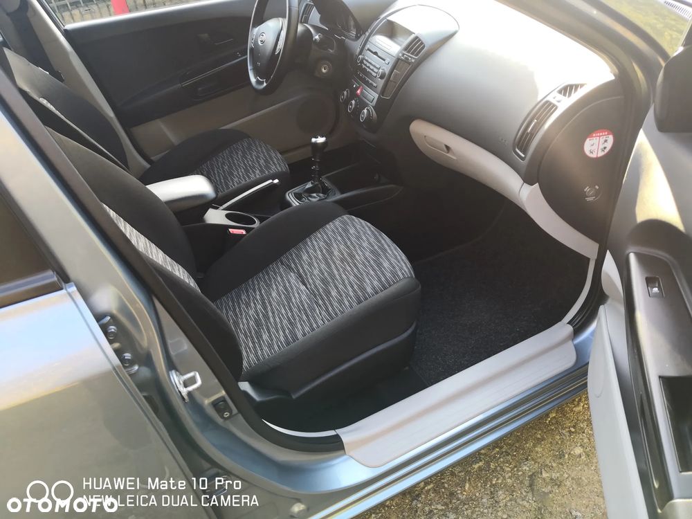 Kia Ceed 1.6 CVVT LX - 11