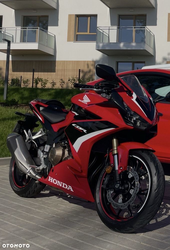 Honda CBR - 1