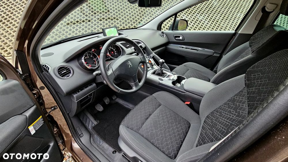 Peugeot 3008 PureTech 130 Style - 28