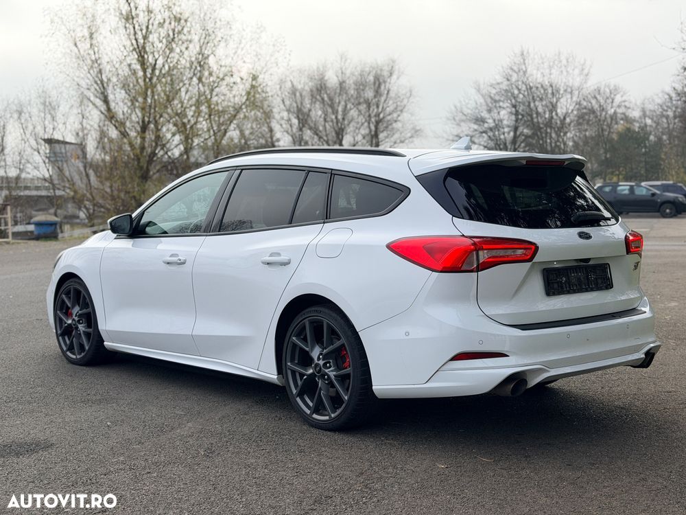 Ford Focus Turnier 2.3 EcoBoost S&S ST X - 3