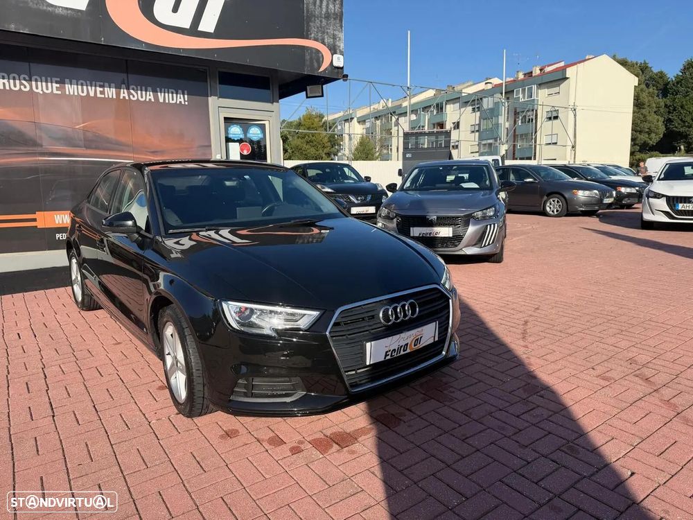 Audi A3 Limousine 30 TDI Design - 2