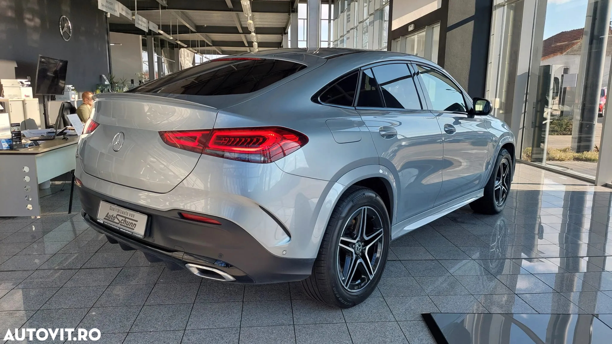 Mercedes-Benz GLE 400 d 4Matic 9G-TRONIC AMG Line - 6